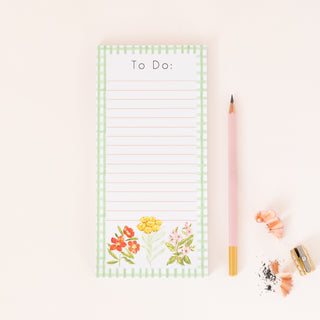 green gingham and floral to do list desk pad, lined with 50 pages